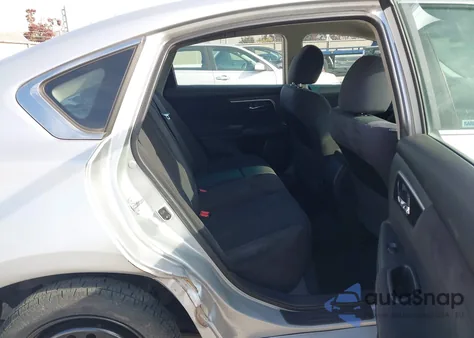 2014 Nissan Altima 2.5 S z USA, uszkodzony, nr VIN 1N4AL3AP6EN211602